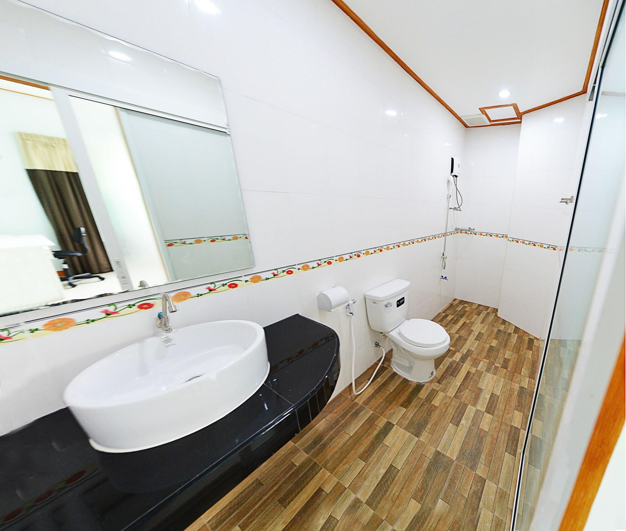 Pn Home Service @ Suvarnabhumi Airport Bangkok Bagian luar foto